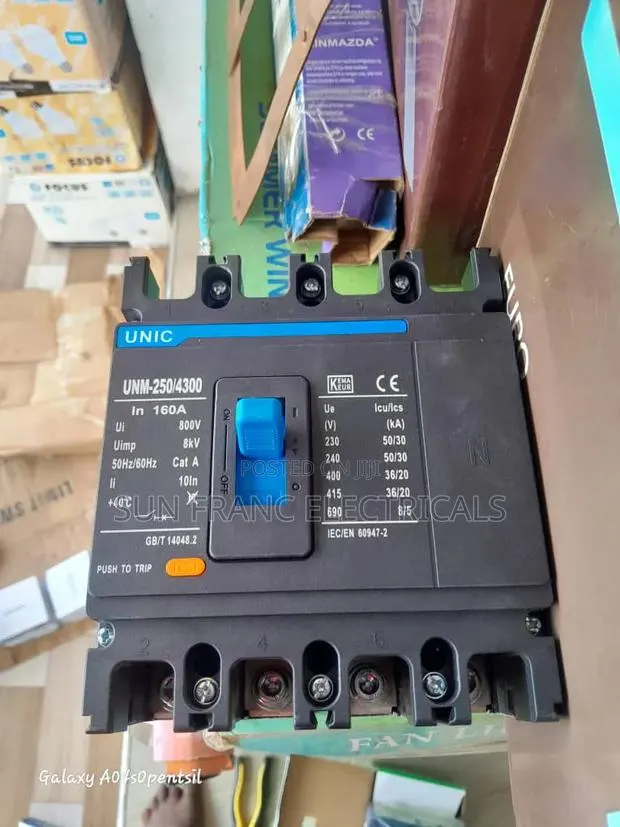 160a 4pole Industrial McCb · Photo 1