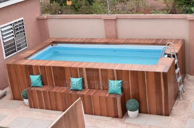Modern Decked Pools · Photo 1
