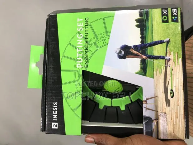 Golf Putting Set · Photo 1