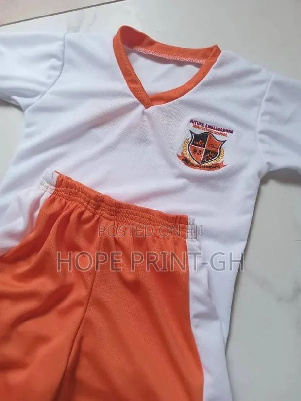 Friday Waers, P.E Kits, School Crest Cardigan · Photo 1