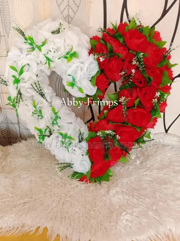 Artificial Funeral Wreath · Photo 1