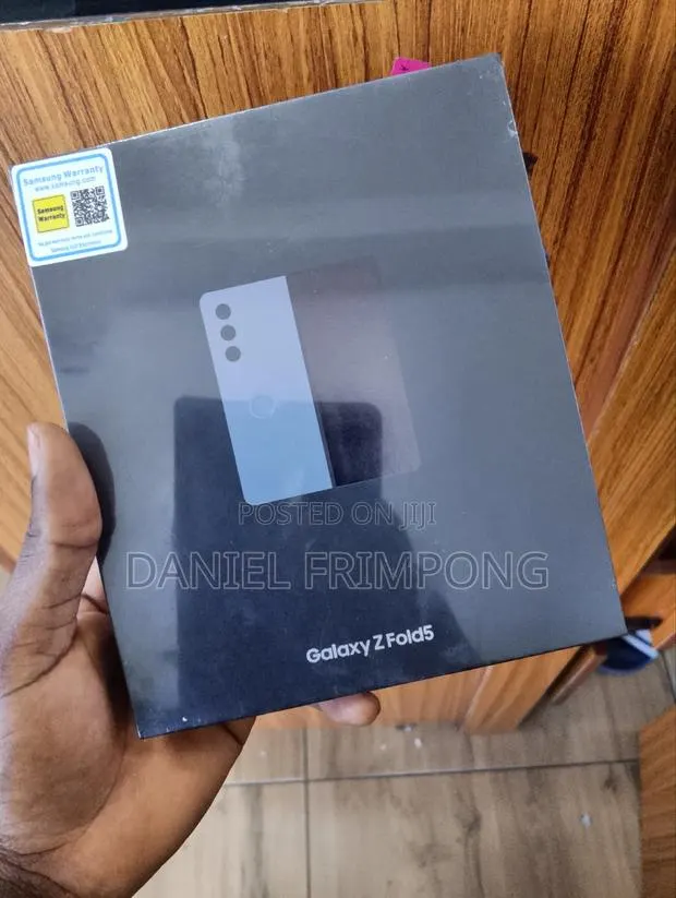 New Samsung Galaxy Z Fold 5 256 GB Blue · Photo 1