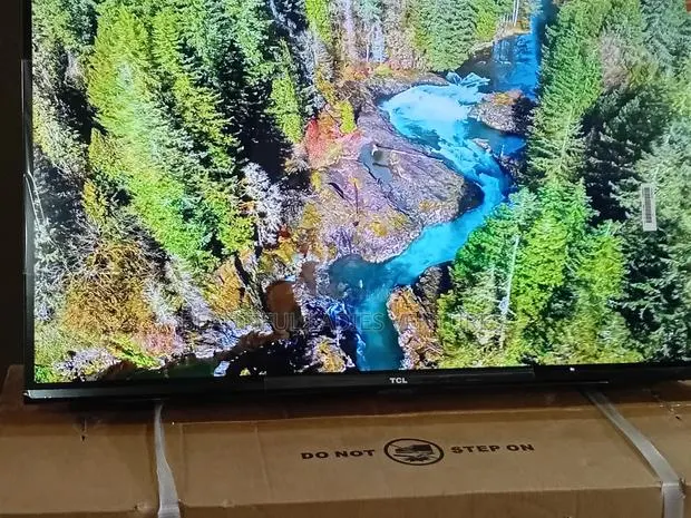 TCL 32” Energy Saving Led Tv With Sharp Resolution · Photo 1