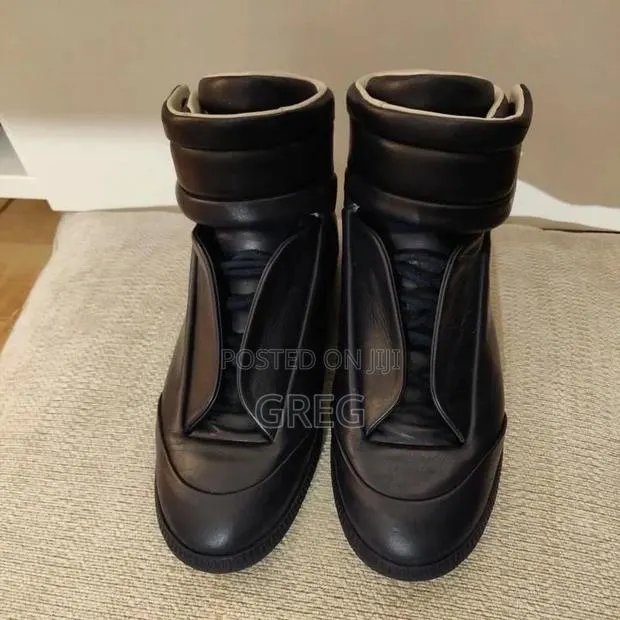 Maison Margiela Future (Black Leather) · Photo 1