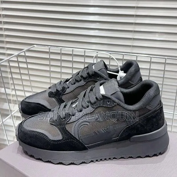 Original Valentino · Photo 1