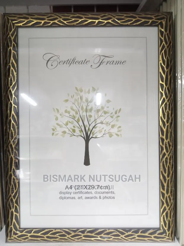 A4 Picture Frame for Sale · Photo 1