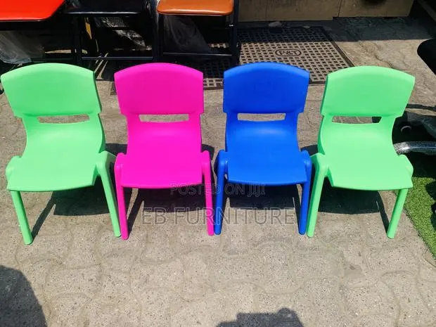 Kids Studying Chair · Photo 1
