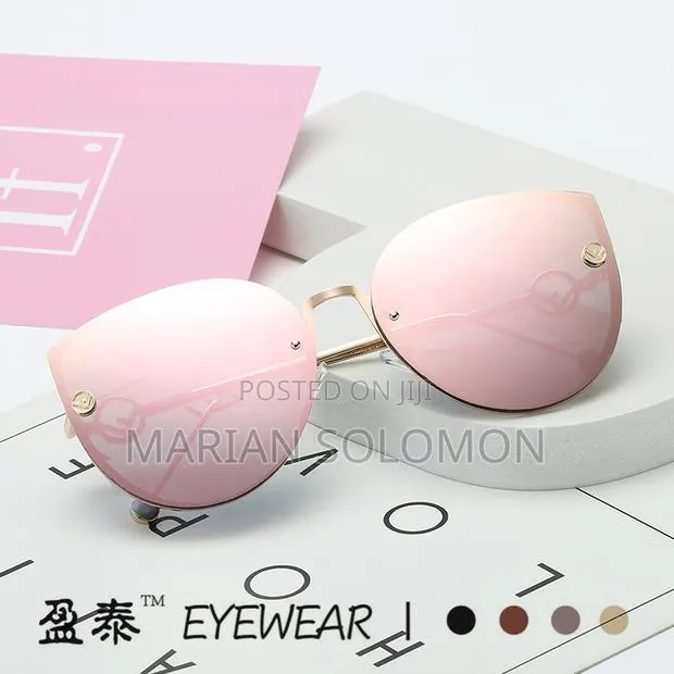 Ladies Sunglasses (Eyewear) · Photo 1
