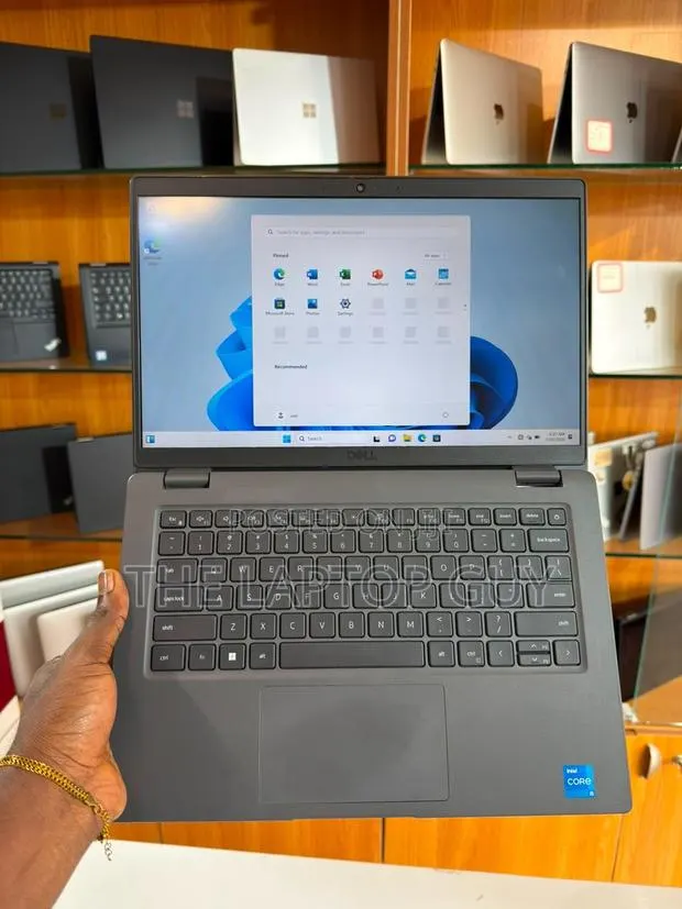 Laptop Dell Latitude 3440 16GB Intel Core i5 SSD 256GB · Photo 1