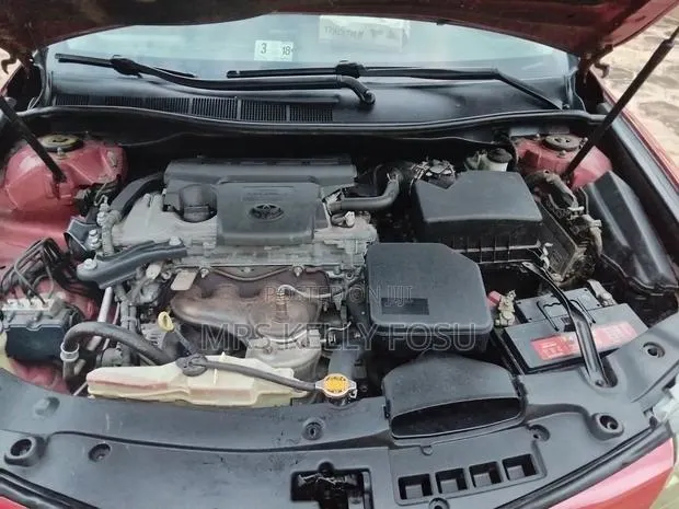 Toyota Camry 2013 Red · Photo 1