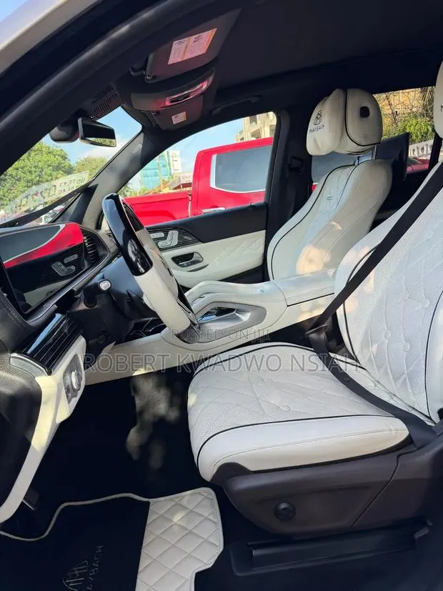 Mercedes-Benz Maybach GLS GLS 600 AWD 2023 Gold · Photo 1