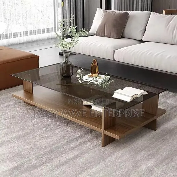 Wood Centre Table · Photo 1
