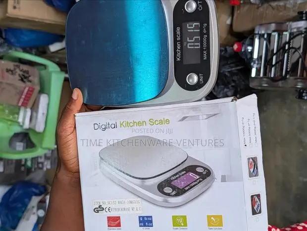 Digital Scale(weighs 10kg Maximum) · Photo 1