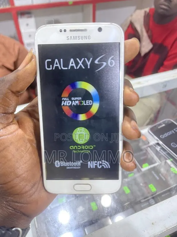 Samsung Galaxy S6 64 GB Gold · Photo 1
