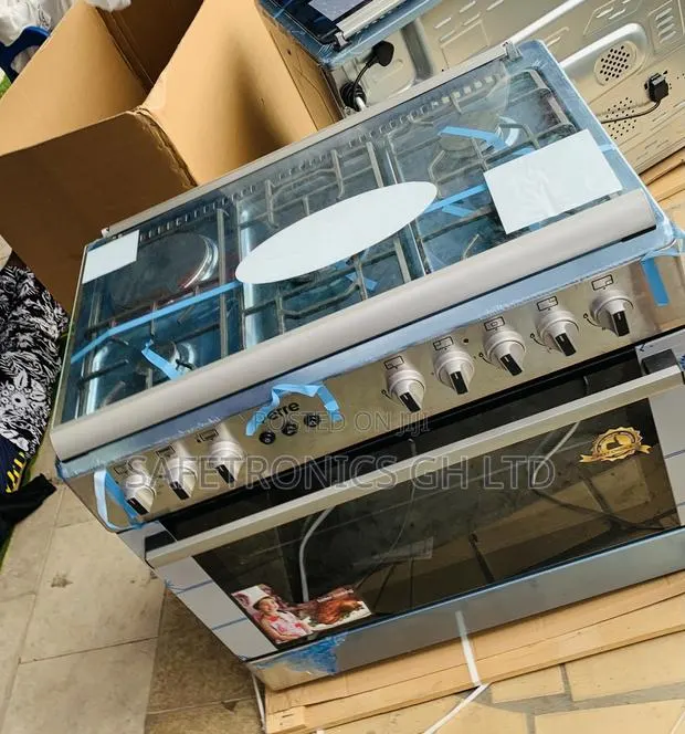 Experience 60x90 4 Gas 1 Electric Ferre Cooker · Photo 1