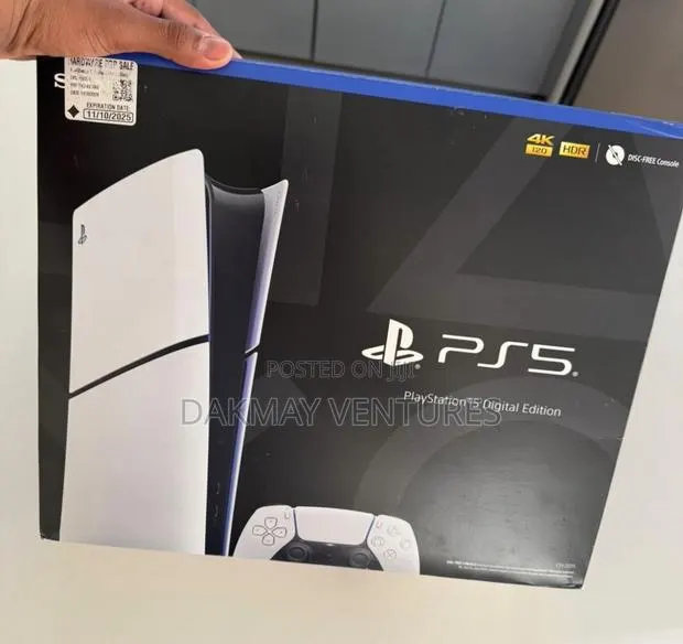 PS5 Slim Digital · Photo 1