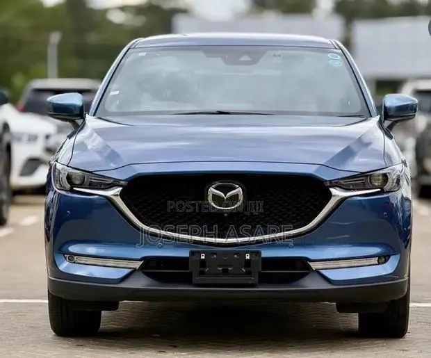 Mazda CX-5 Touring AWD 2018 · Photo 1