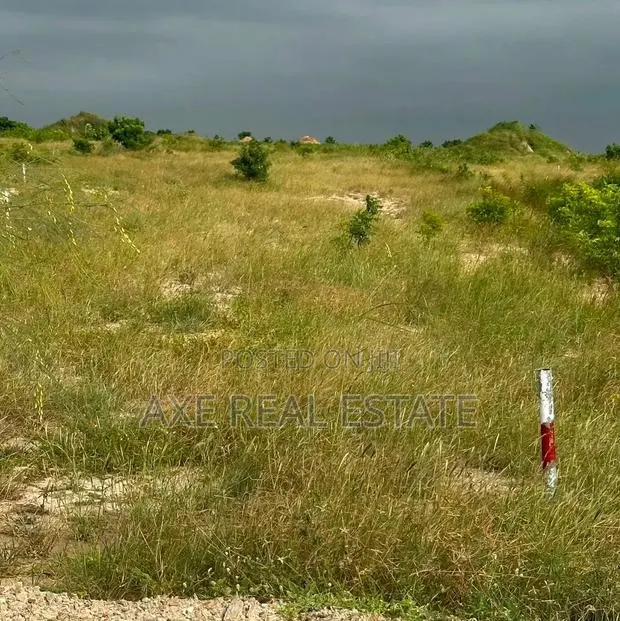 Half Plots :: Legit Plus Free Documents + Prampram · Photo 1