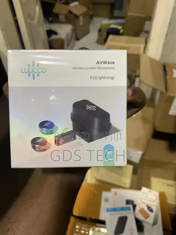 Luucco Airwave Wireless Microphone (iPhones) · Photo 1