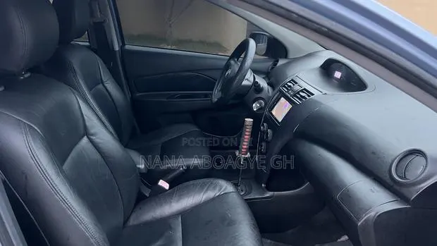 Toyota Vios 2010 Blue · Photo 1