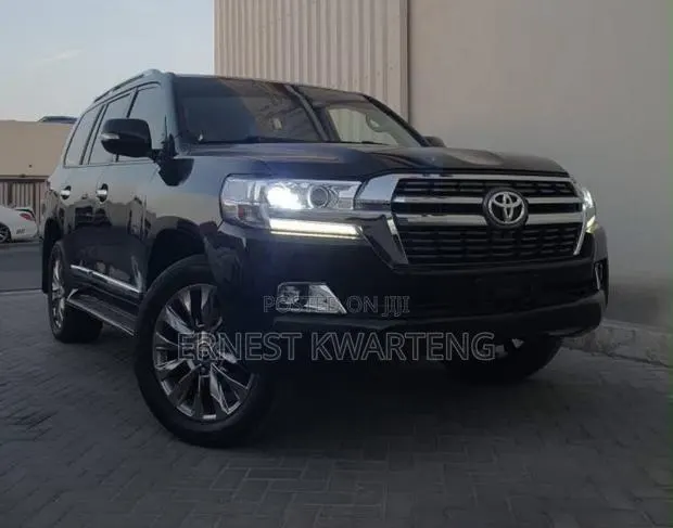 Toyota Land Cruiser 2016 Black · Photo 1