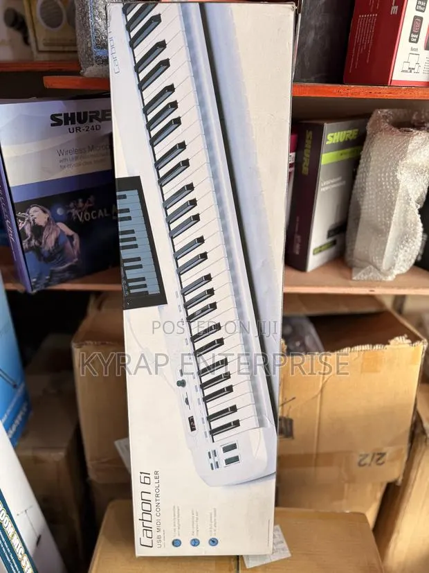 Samson Carbon Midi 61 · Photo 1