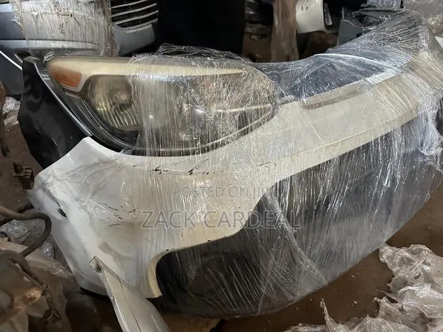 Kia Soul 2016-2017 Front Cut Available · Photo 1