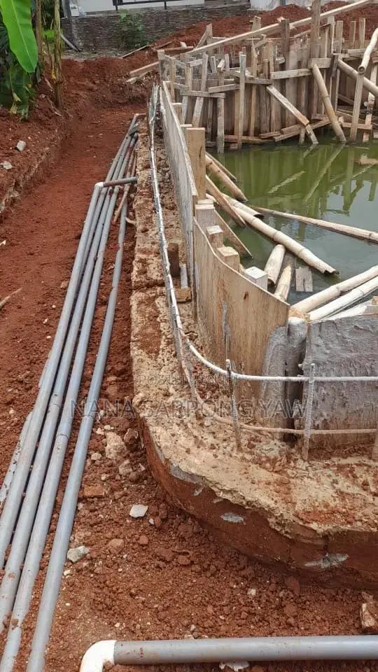 Swimming Pool Construction & Lanscape Experts · Photo 1