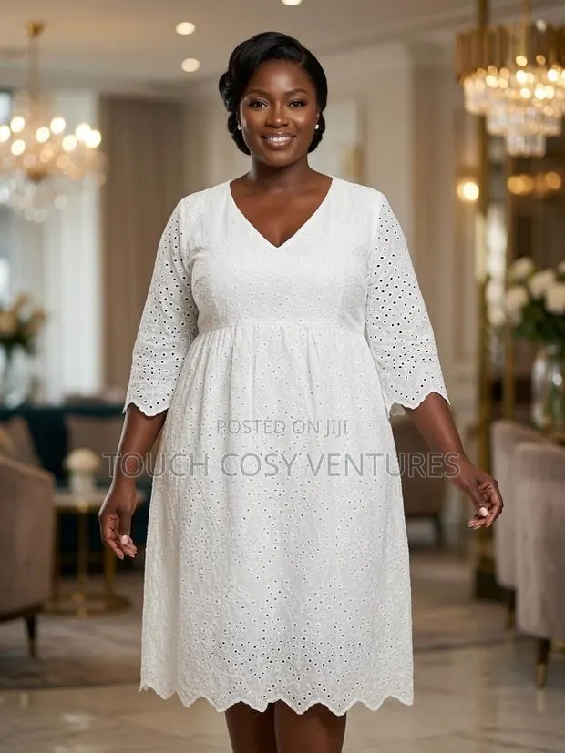 Timeless White Eyelet Lace Midi Dress (Xl/Uk Size 12) · Photo 1
