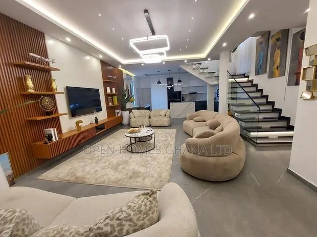 1 Bedroom Furnished Short-Let Apartment at Dzorwulu · Photo 1