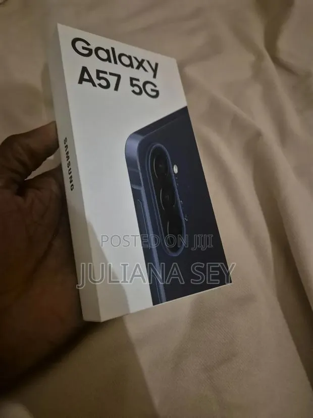 New Samsung Galaxy A57 128 GB Black · Photo 1