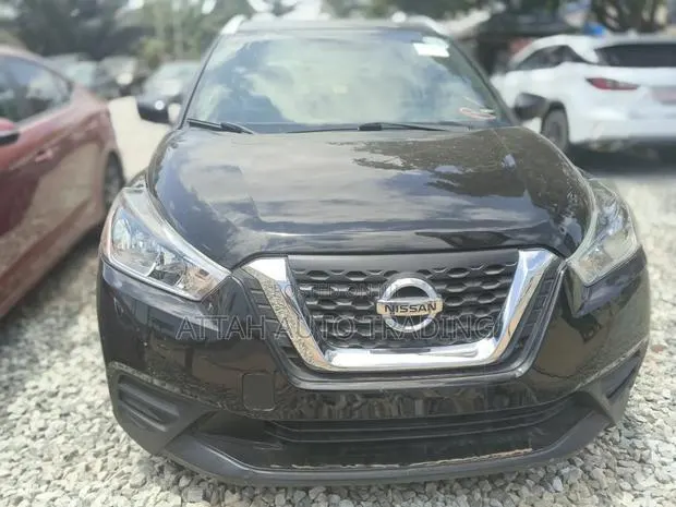 Nissan Kicks 2019 Black · Photo 1