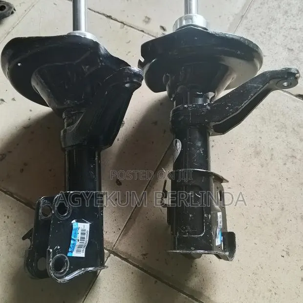 Honda CRV 2004 Front Shocks · Photo 1