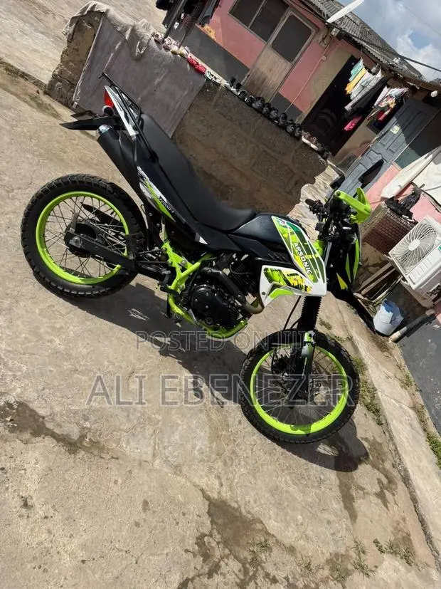 Apsonic AP200GY-9 2025 Green · Photo 1