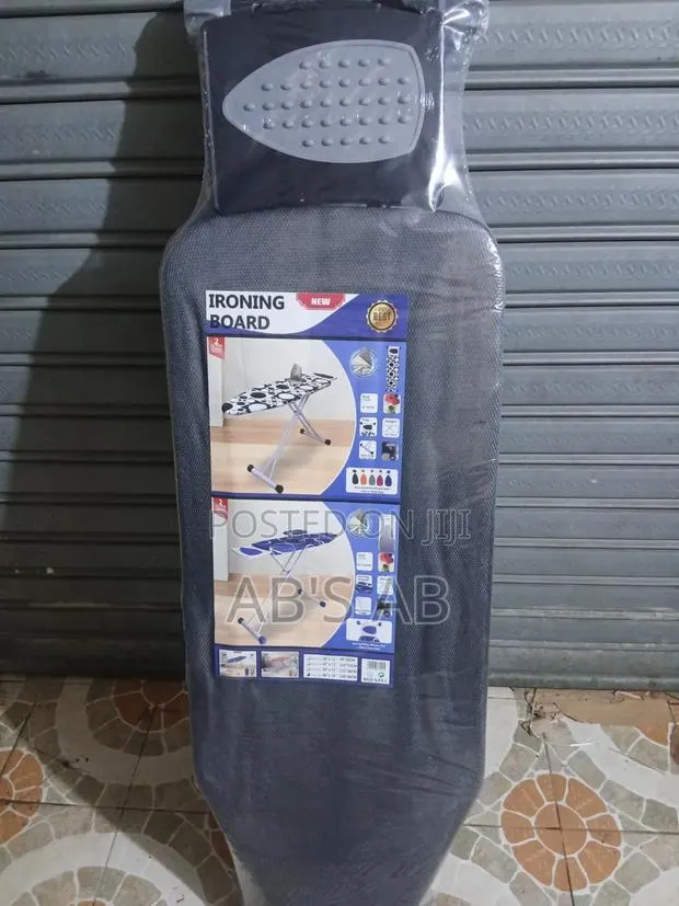 Foldable Ironing Board · Photo 2