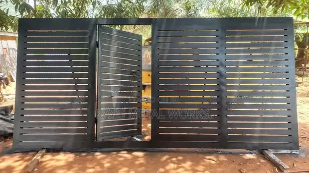 Galvanized Metals Gate · Photo 1