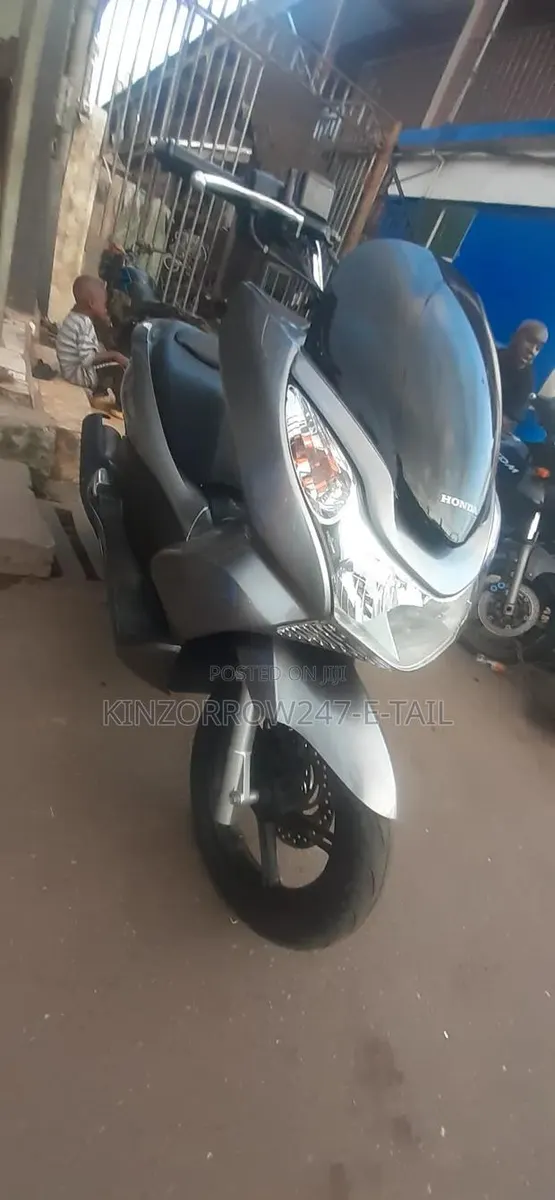 Honda Ignition 2023 Beige · Photo 1