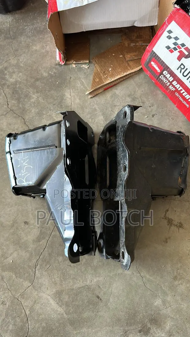 2017,2018,2019,2020,2021,2022 Honda CR-V Reinforcement Bar Seat. · Photo 1