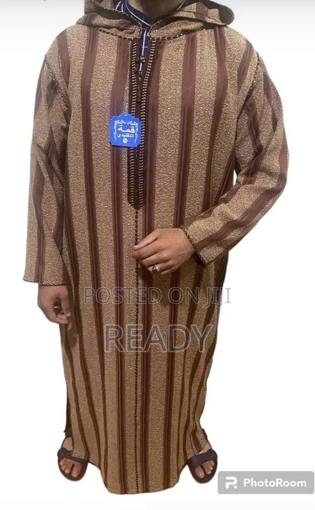 Cotton Jalabiya With Cap · Photo 1