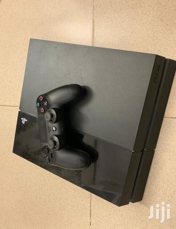 Playstation 4 · Photo 2