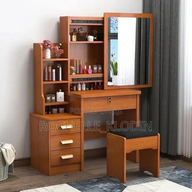 Dressing Mirror · Photo 1