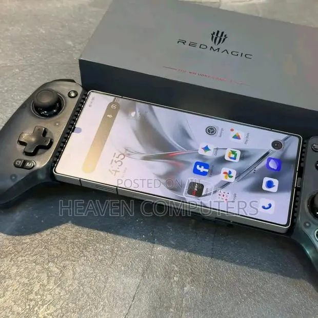 New ZTE nubia Redmagic 11 Pro+ 5G 1 TB Silver · Photo 1