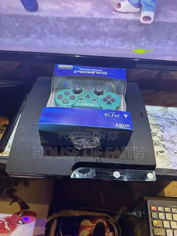 Consoles for Sale · Photo 1