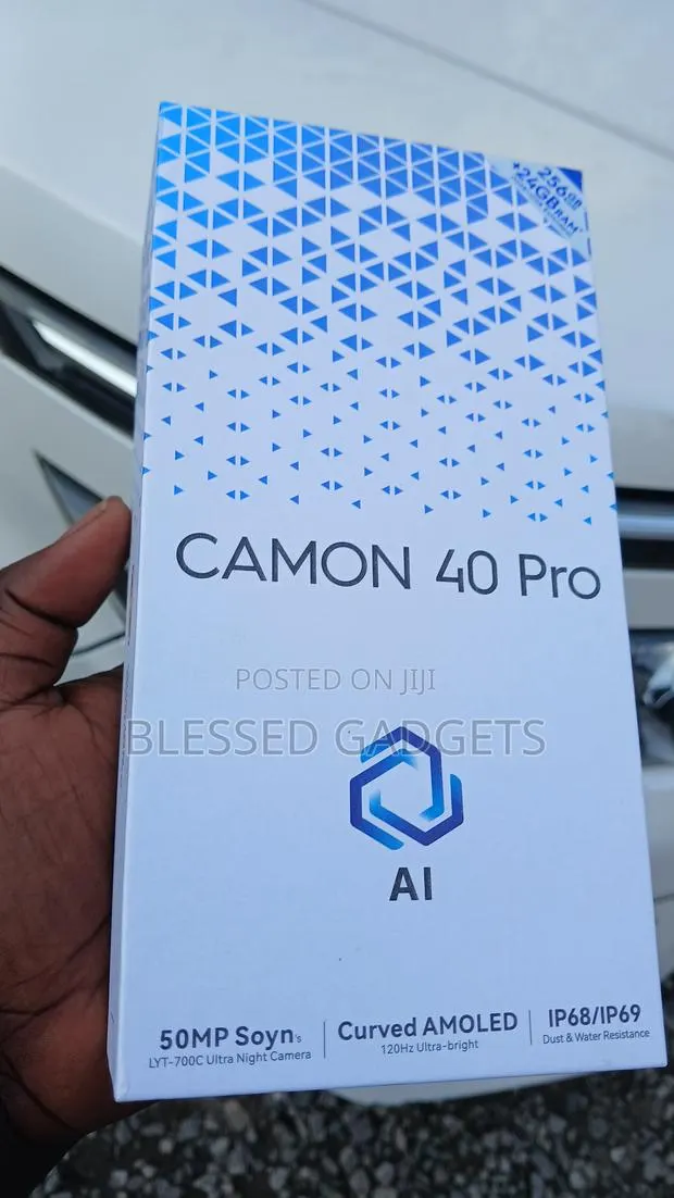 New Tecno Camon 40 Pro 5G 256 GB Rose Gold · Photo 1