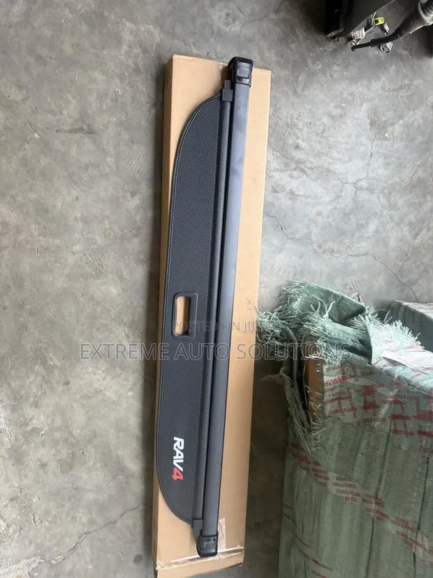 Toyota RAV4 Cargo Boot Tent Cover 2014 2015 2016 2017 2018 · Photo 1