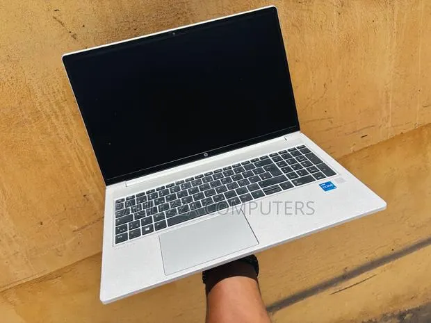 Laptop HP ProBook 640 G8 8GB Intel Core i7 SSD 256GB · Photo 1