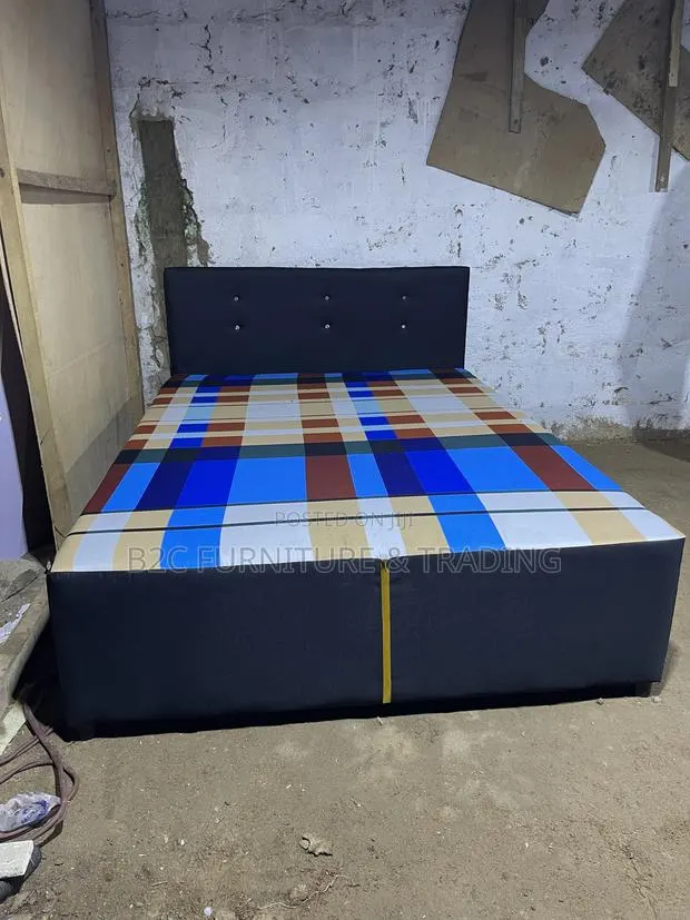 Inbuilt Double Size Bed · Photo 1