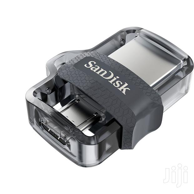 Sandisk 32GB Ultra Dual M3.0 USB 3.0 / Micro-USB Flash Drive · Photo 1