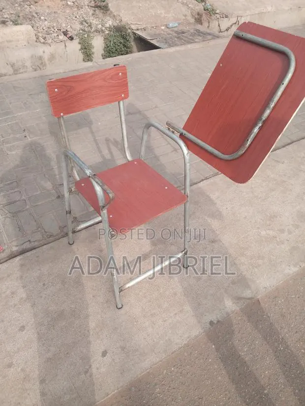 Quality Galvanized Materials and Laminated Plywood · Photo 1