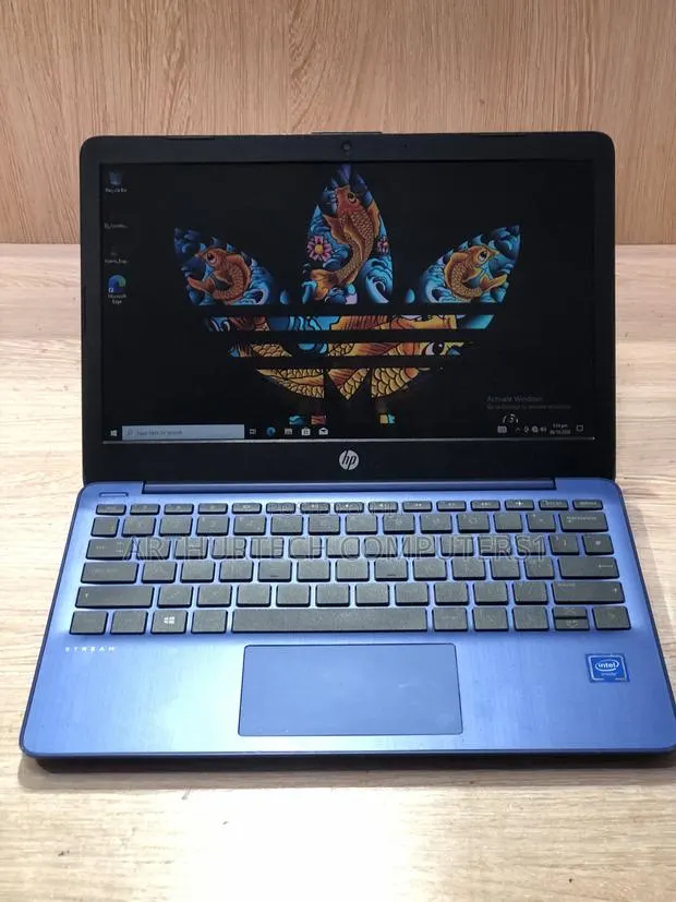 Laptop HP Stream 11 2GB Intel Celeron SSD 48GB · Photo 1